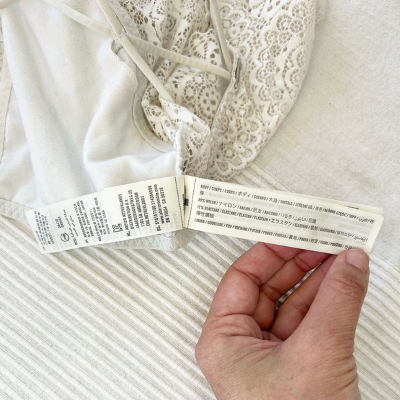 Gilly Hicks Lace Longline Bralette - Picture 3 of 8